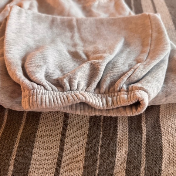 Old Navy Gray Sweatpants | Women’s Small - Picture 2 of 5